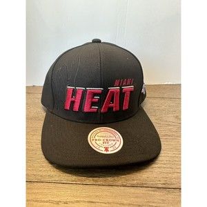 Mitchell & Ness Men's Hat NBA Draft Miami Heat Black HWC Pro Crown Snapback Cap